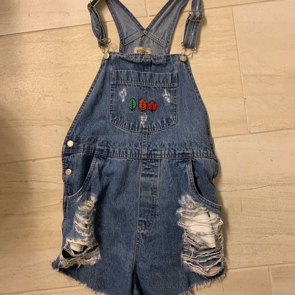 Cute fall themed vintage overalls